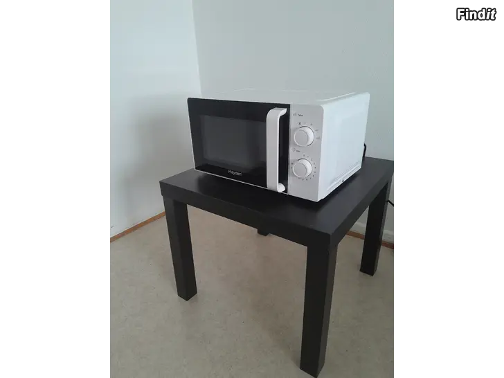 Säljes Mikro 700W 20L
