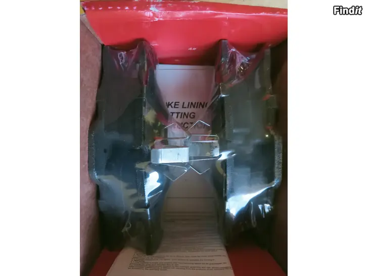 Myydään MB ML/GL 2006 uudet takajarrupalat