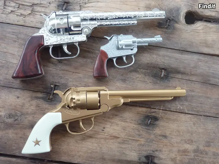 Ostetaan Vanhoja lasten leikkipyssyjä