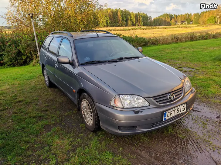 Säljes Toyota Avensis 5d stw