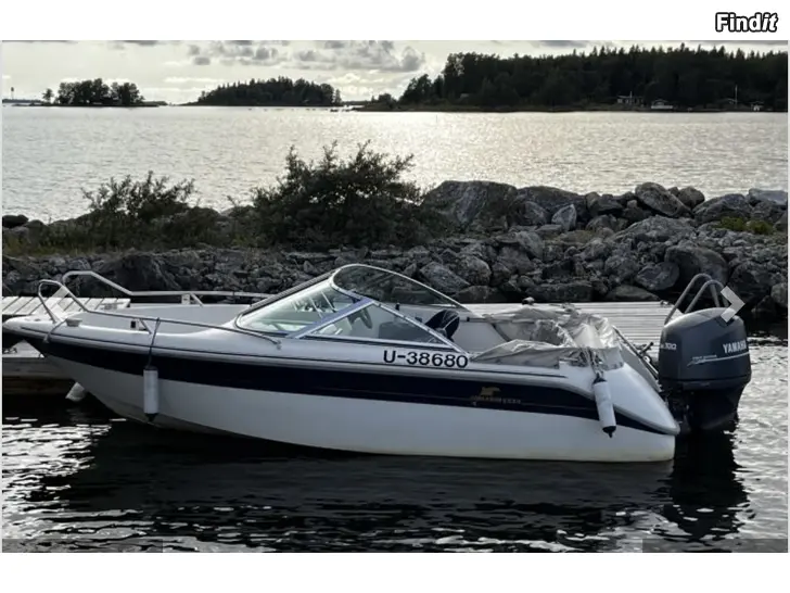 Myydään Ymarin 5220, Yamaha 100hv 4t