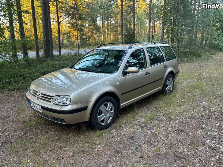 Säljes Volkswagen Golf 1.6