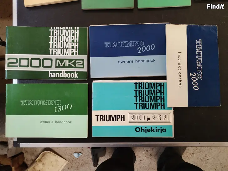 Säljes Triumph autojen käsikirjoja