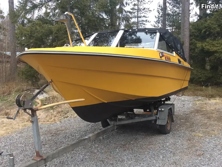 Myydään Uttern 520 S