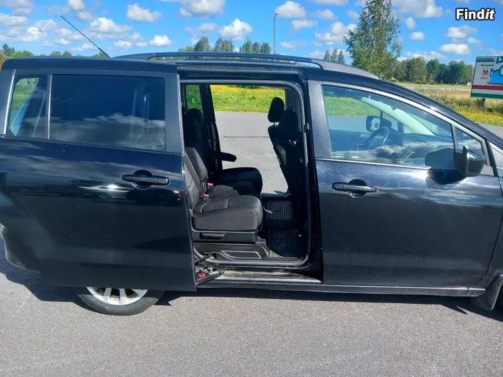 Myydään Mazda 5 2.0 TD Elegance M6 7-hengen -10