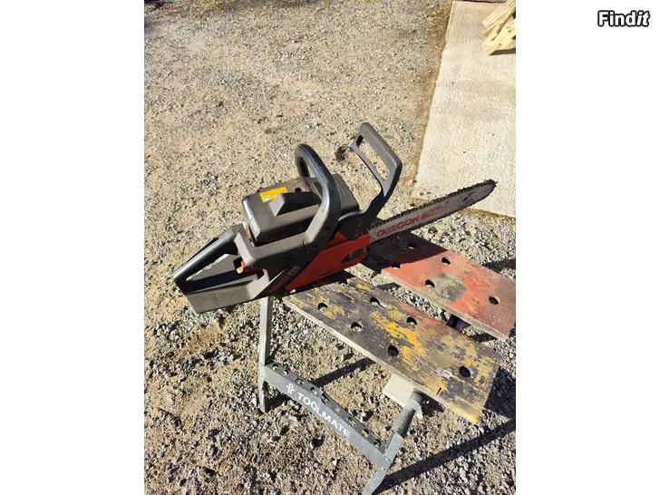 Myydään Moottorisaha Jonsered 2045 Turbo