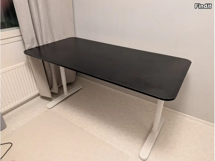 Säljes Kontorsbord