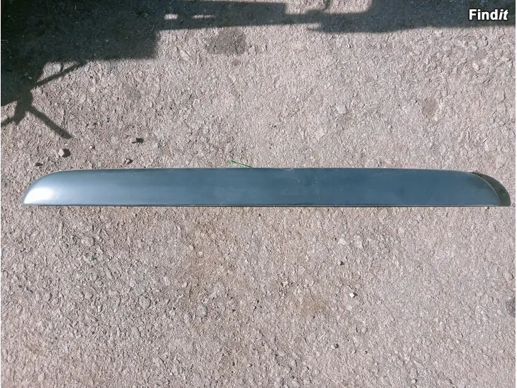 Myydään Citroen Xsara Picasso 2003 takaluukun kahva 9635595677