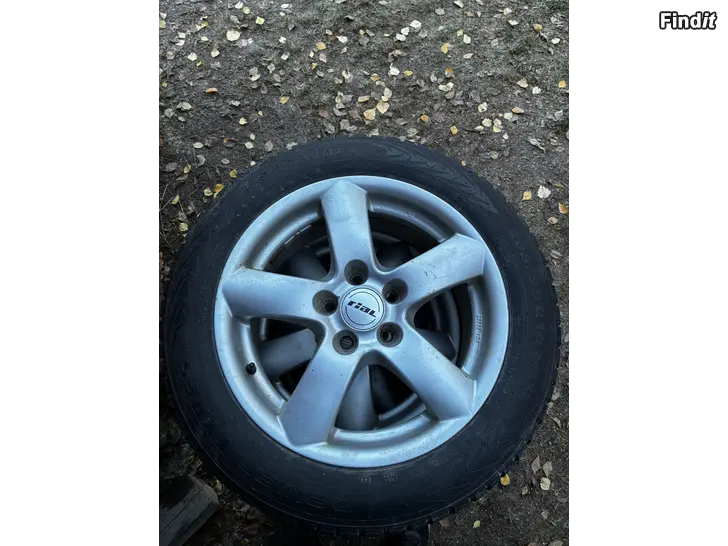 Säljes Volvo s40 vinterdäck