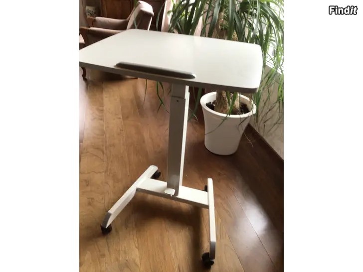 Säljes Höj o sänkbart bord