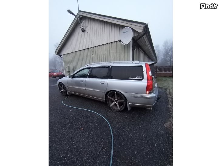 Säljes Volvo V70 2006