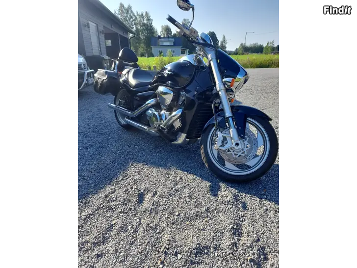 Säljes Toppen fin suzki intruder M1800R
