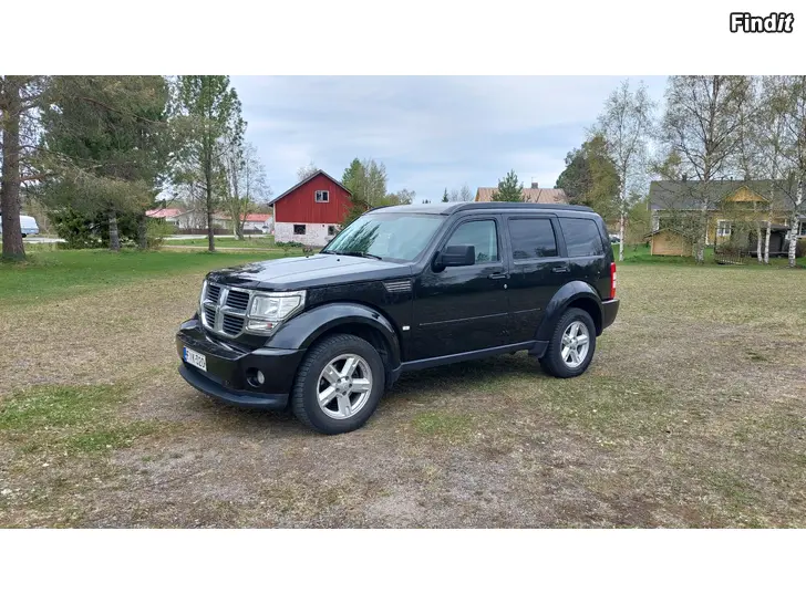 Myydään Dodge Nitro 2,8 CRD 4x4 A5 SXT