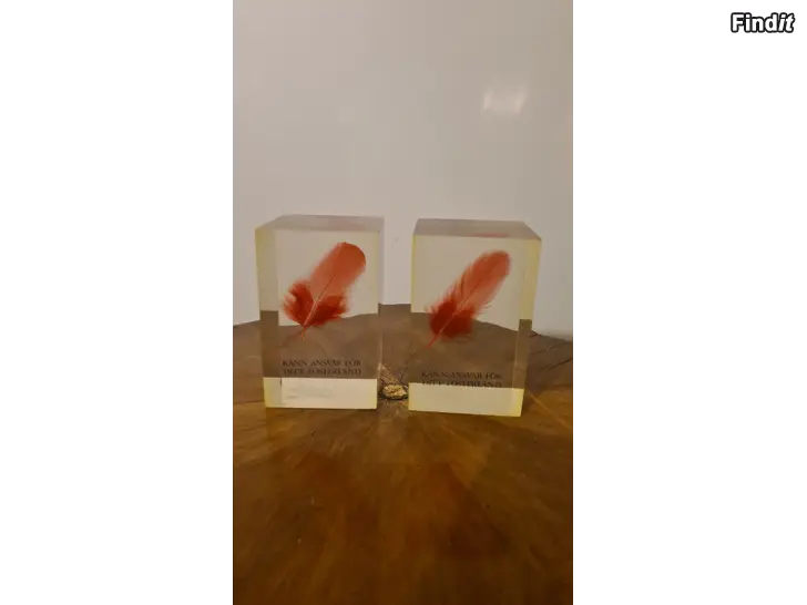 Myydään PUNAINEN SULKA