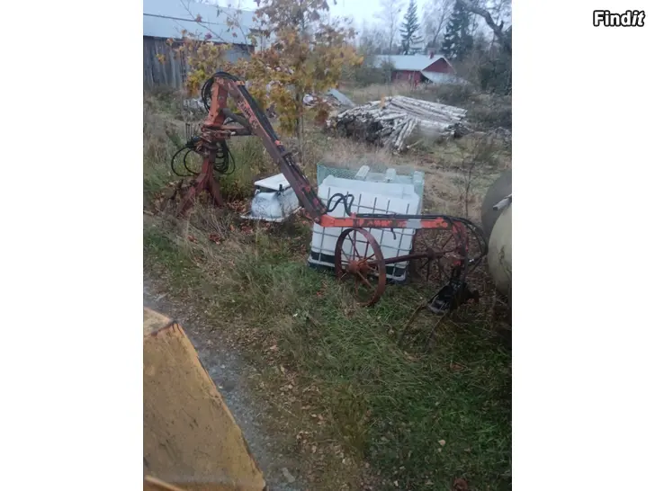 Säljes Beg traktor Skogskran