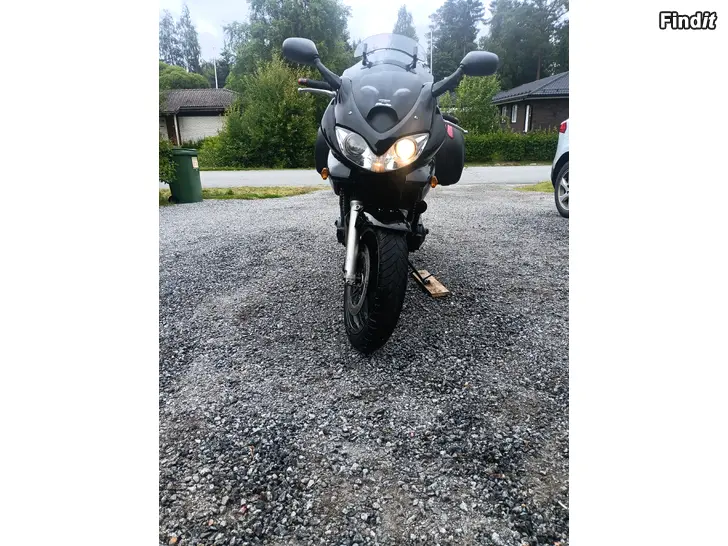 Myydään Suzuki Bandit 1200s