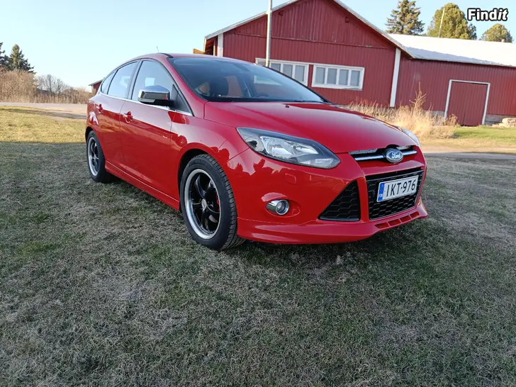 Myydään Ford Focus 2012 132tkm