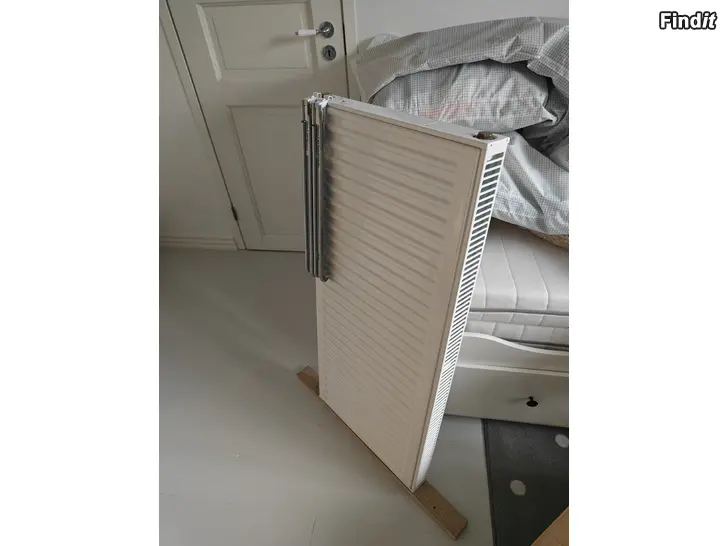 Säljes Purmo C21 450x1000 värmebatteri