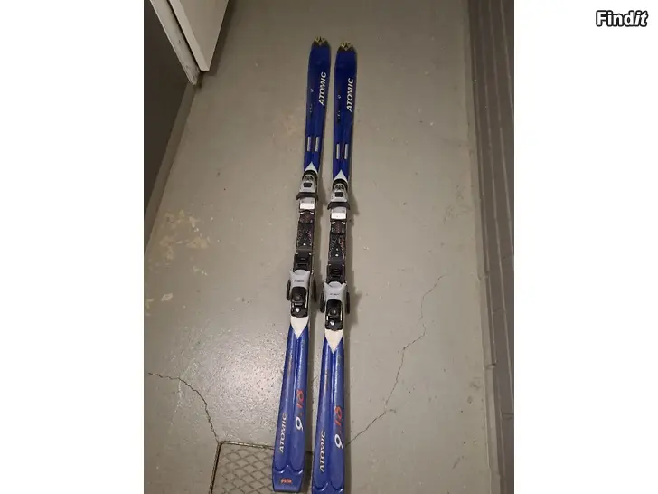 Myydään Atomic Slalom sukset 180 cm, Atomic monot 41-41 280, sauvat