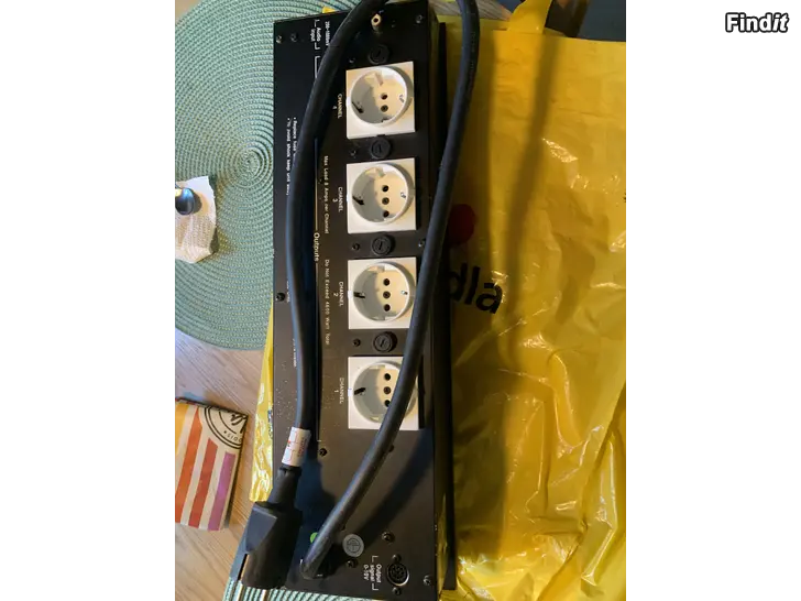 Säljes Ljusstyrning för scen belysning