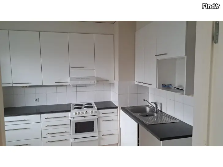 Uthyres TILLGÄNGLIG NU GENAST, 3r + k + bdr 63 m2