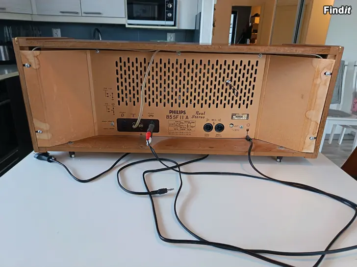 Säljes Philips vintage putkiradio B5 SF II A