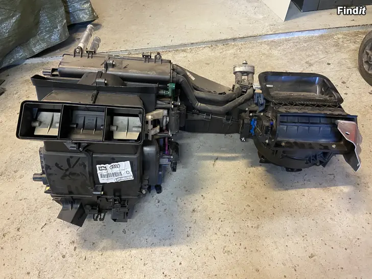 Säljes Audi A4 Quattro 2003 delar