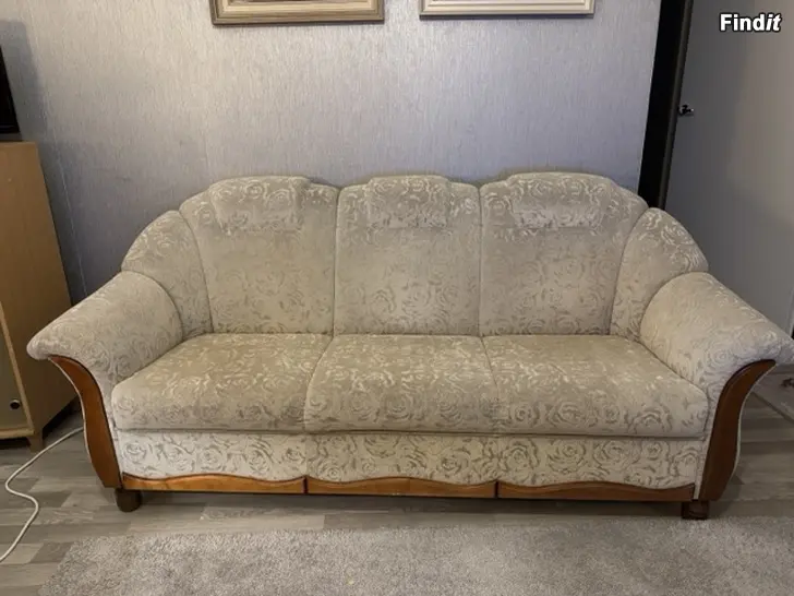 Myydään Soffa 3 sitsig, bra skick