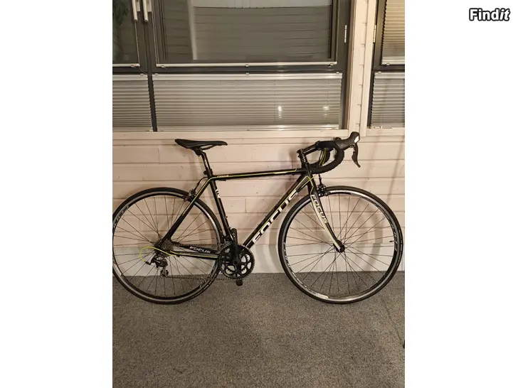 Myydään Focus Culebro landsvägscykel Shimano 105
