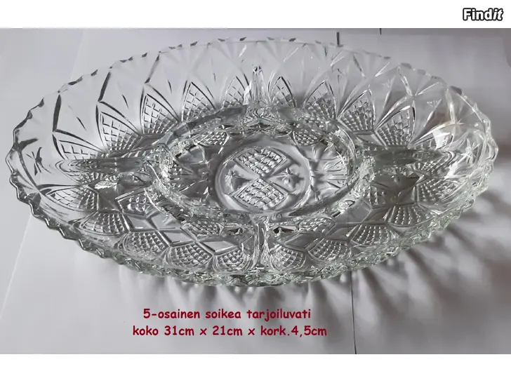 Myydään Lasinen 5-osainen soikea tarjoiluvati 31 x 21 x 4,5cm