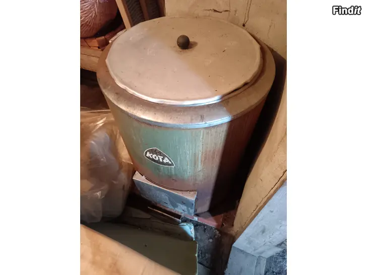 Säljes Vedeldad bykgryta