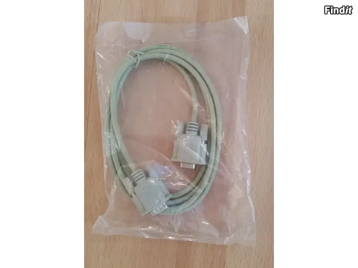Myydään Jatkokaapeli harmaa DB9 uros- naaras 1.8m 3e