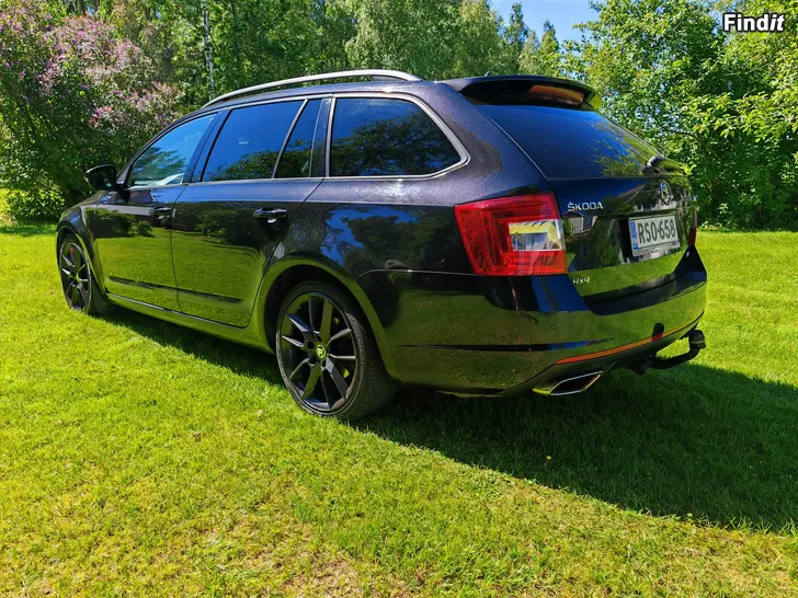 Säljes Skoda Octavia Combi 2,0 TDI 184 4x4 RS DSG Autom