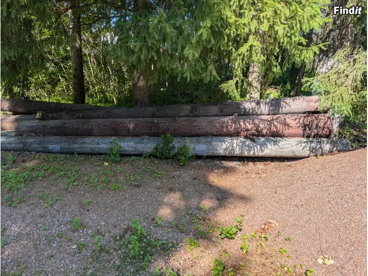 Säljes Tryckimpregnerat stolpar
