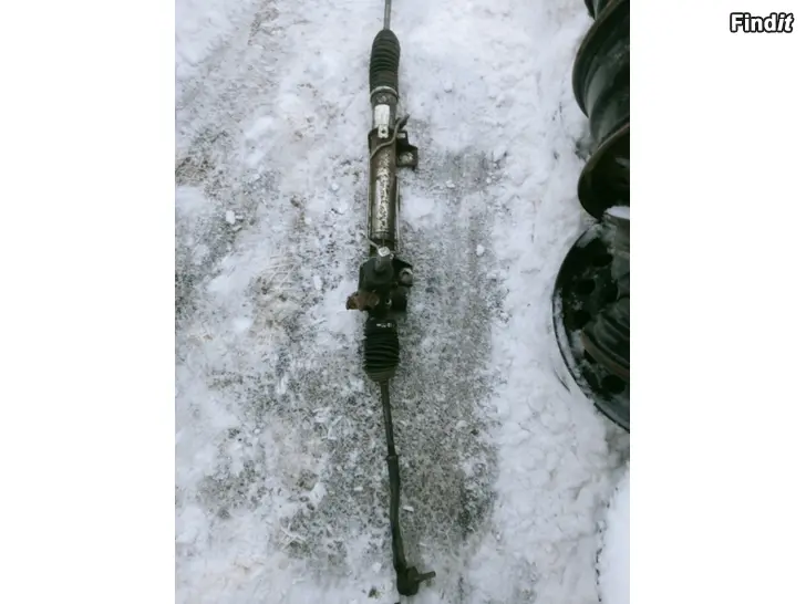 Myydään Renault Espace 2004 hammastanko 8200891249