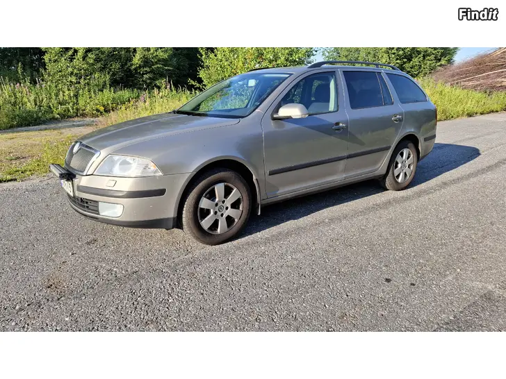 Säljes Skoda Octavia 1.6 bensin