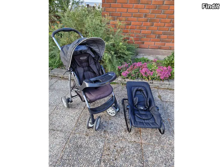 Säljes Vagn och babysitter