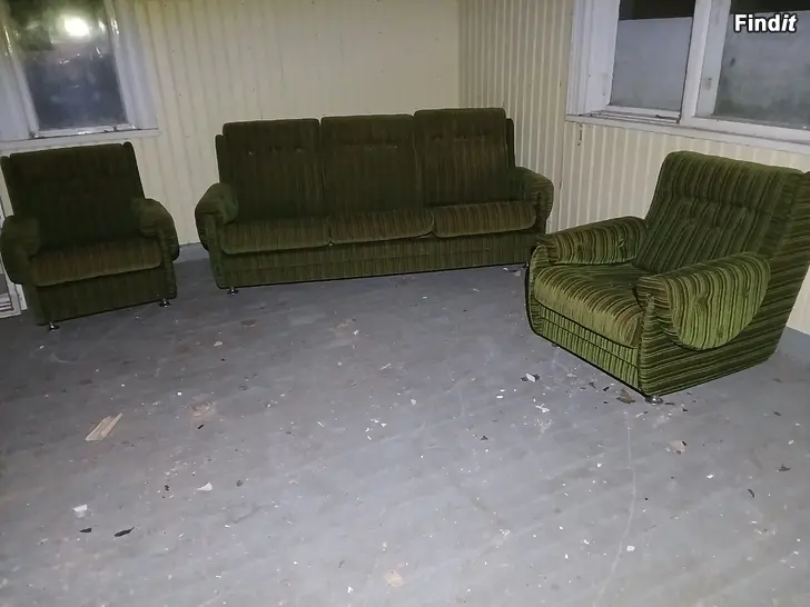 Säljes Soffa samt fåtöljer