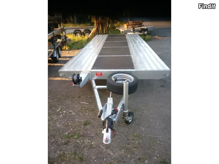 Säljes Boro Niewiadow bilsläp, släpvagn, biltrailer, lavett 3000kg 500x200cm