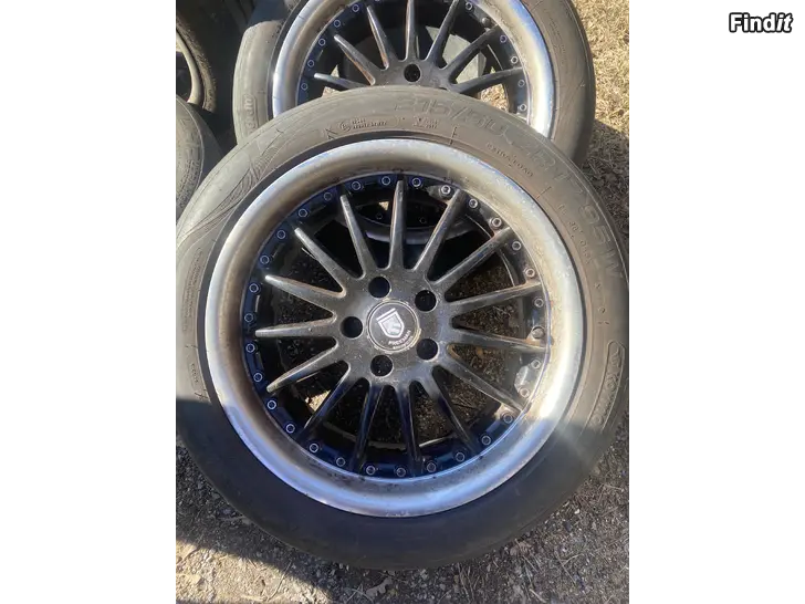 Säljes Volvo 5/108 Fälgar