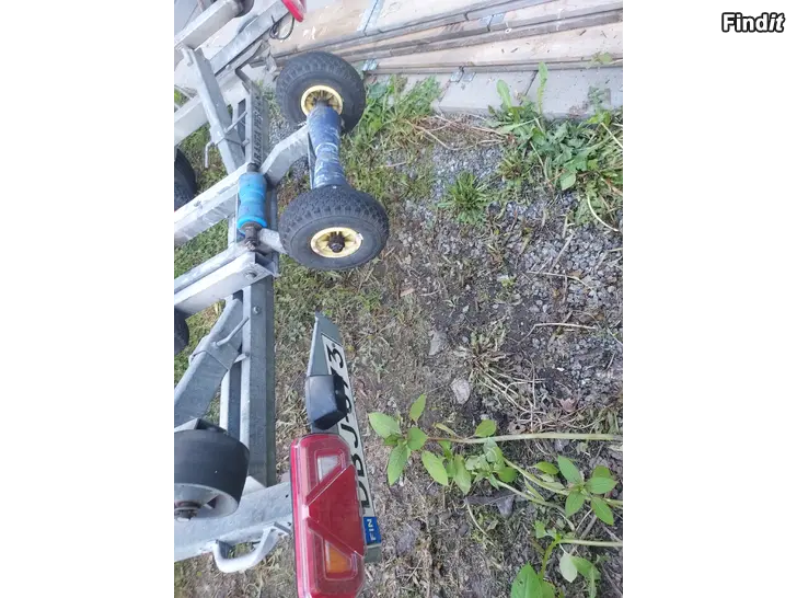Myydään Respo venetraileri 1500kg