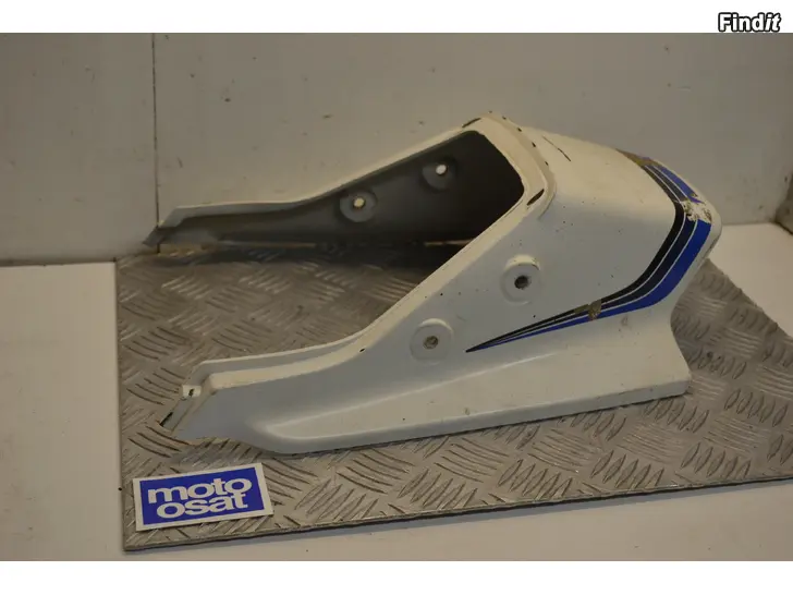 Myydään Yamaha RD 125 82-88 osia