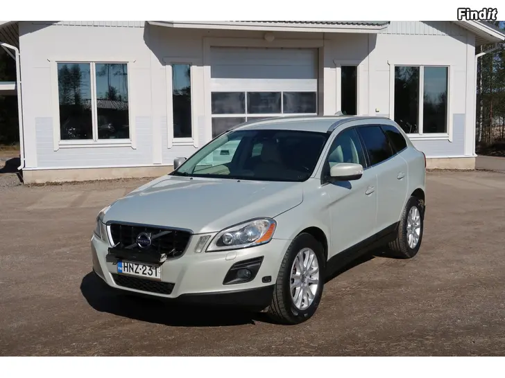 Myydään VOLVO XC60 2.4 D5 AWD SUMMUM AUT -10 Siisti