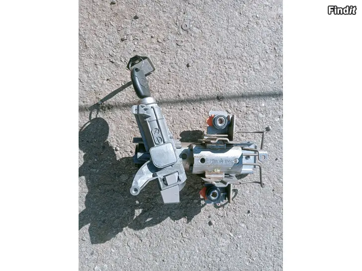 Myydään Ford Focus 1 1999-2004 virtalukko