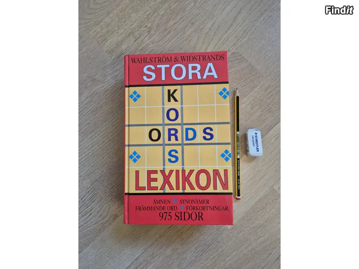Säljes KORSORDSLEXIKON 975 sidor