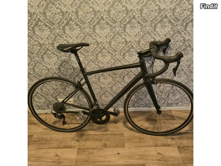 Säljes Landsvägscykel White RR Pro 20