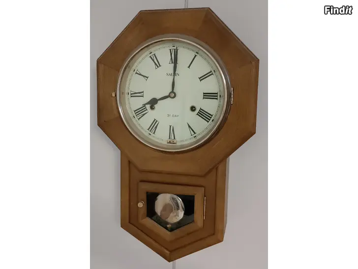 Myydään Vanha kello