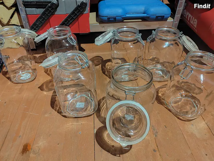 Säljes Glasburkar 2 till 3 liters