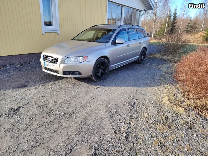 Myydään Volvo v70 2.0 D3