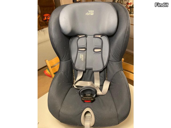 Myydään Childrens car seat Britax Römer, 9-18kg, blue / Lasten turvaistuin Britax Römer, 9-18kg, sininen
